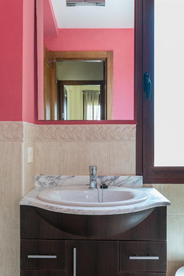 Casa Rural Sierramagna De 2 Dormitorios El Ronquillo エクステリア 写真