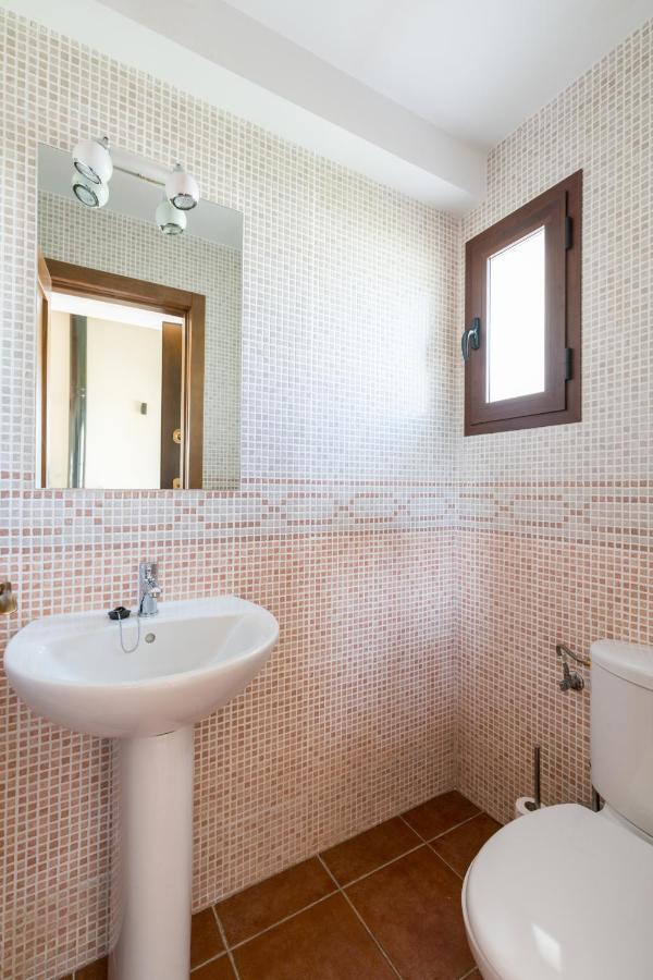 Casa Rural Sierramagna De 2 Dormitorios El Ronquillo エクステリア 写真